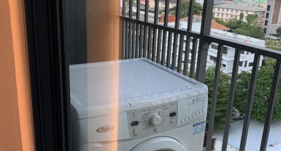 For rent 1 bed condo in Watthana, Bangkok