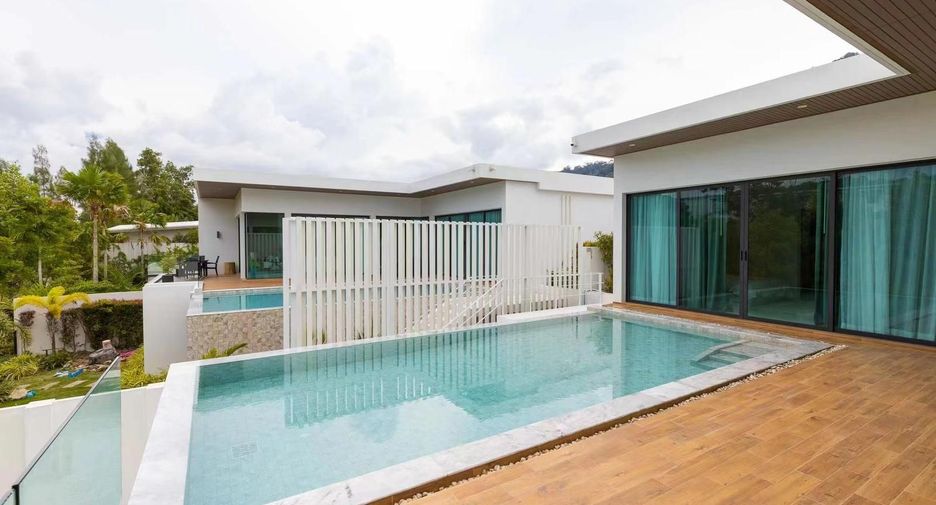 For rent 3 bedrooms villa in Mueang Phuket, Phuket
