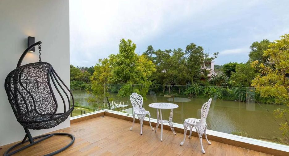 For rent 3 bedrooms villa in Mueang Phuket, Phuket