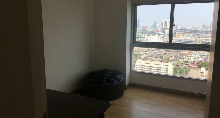 For sale 2 bedrooms condo in Thon Buri, Bangkok