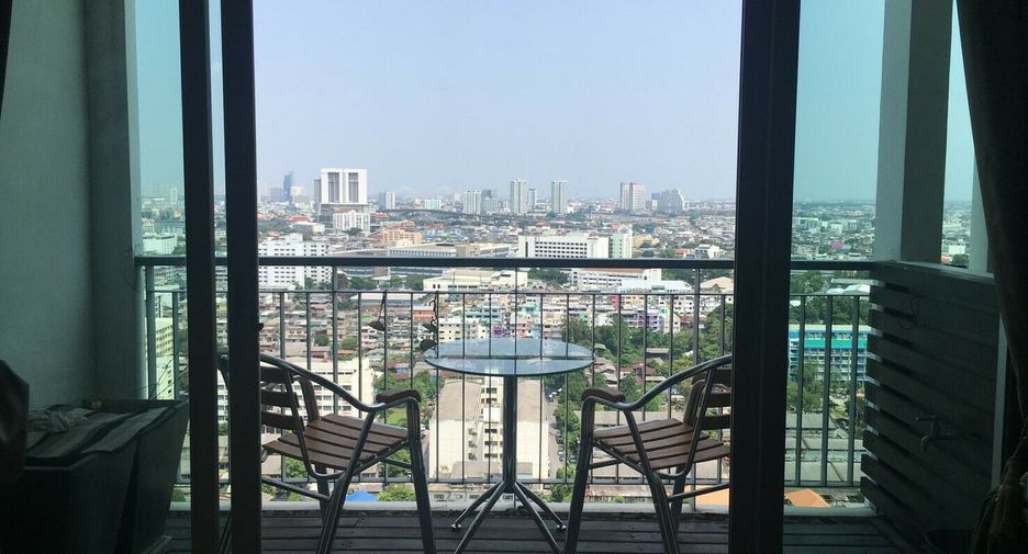 For sale 2 bedrooms condo in Thon Buri, Bangkok