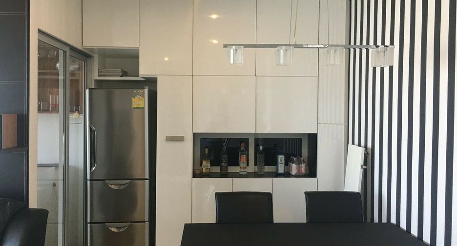 For sale 2 bedrooms condo in Thon Buri, Bangkok