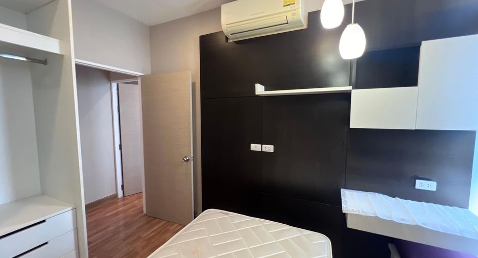 For rent 2 bedrooms condo in Bang Na, Bangkok