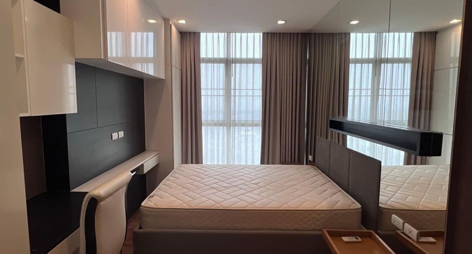 For rent 2 bedrooms condo in Bang Na, Bangkok
