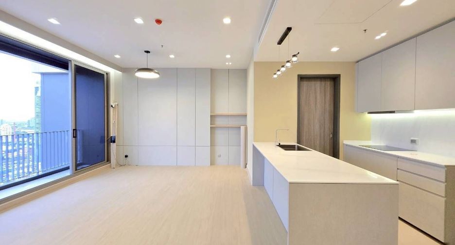 For sale 2 bedrooms condo in Bang Kho Laem, Bangkok