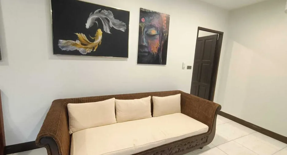 For rent 2 bedrooms apartment in Mueang Phuket, Phuket