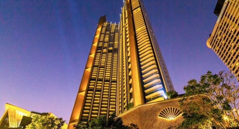 For sale 2 bedrooms condo in Khlong San, Bangkok