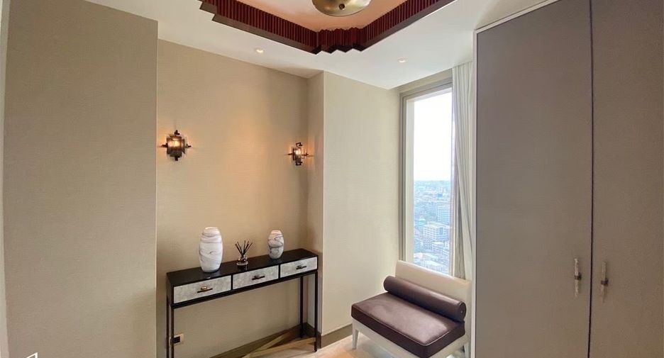 For sale 2 bedrooms condo in Khlong San, Bangkok