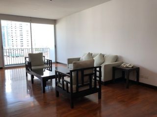 À louer 4 chambres condo à Watthana, Bangkok