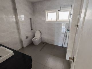 For rent 4 bedrooms townhouse in Bang Na, Bangkok