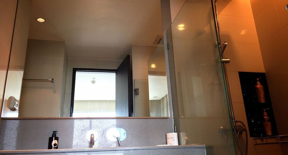 For rent 1 bed condo in Ratchathewi, Bangkok