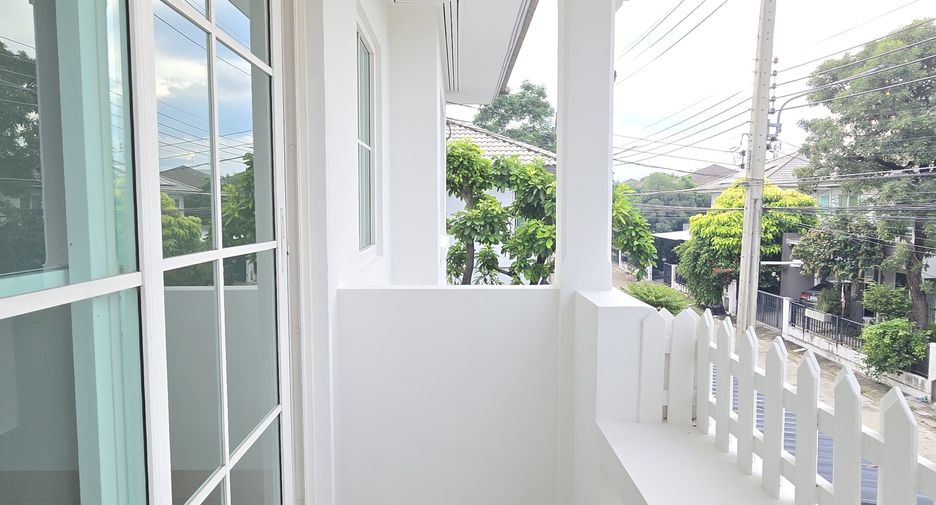 For sale 3 bedrooms house in Bang Bo, Samut Prakan