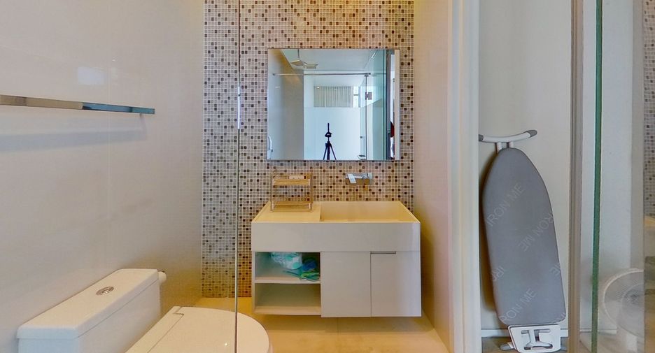 For rent 1 bed condo in Watthana, Bangkok