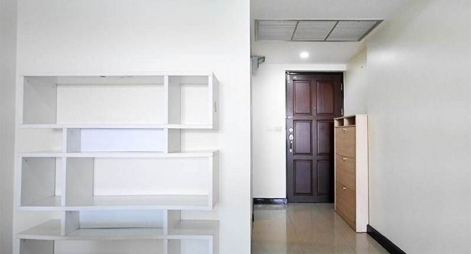For sale and for rent 1 bed condo in Watthana, Bangkok