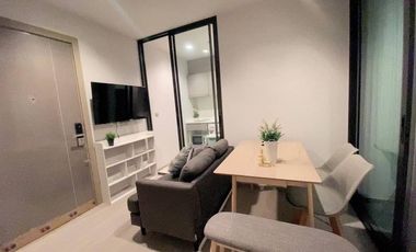 Wohnung zur Miete mit 1 Zimmer in Huai Khwang, Bangkok