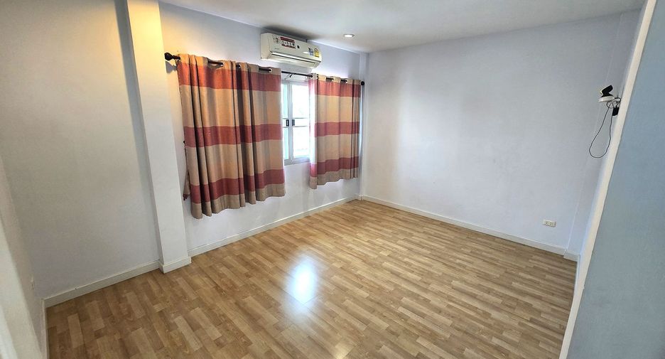 For sale and for rent 7 bedrooms townhouse in Prawet, Bangkok