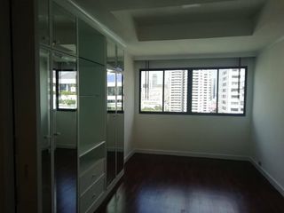 Condo en alquiler de 2 habitaciones en Watthana, Bangkok