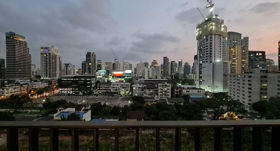 À vendre et à louer 1 chambre condo à Watthana, Bangkok