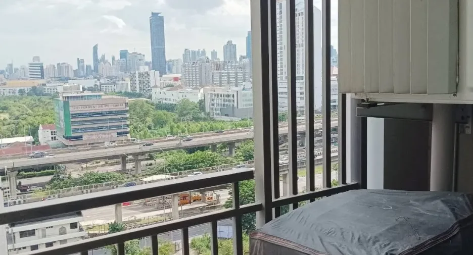 For rent 1 Beds condo in Huai Khwang, Bangkok