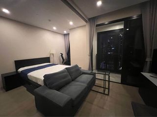 À louer studio condo à Khlong Toei, Bangkok