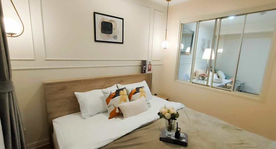 For sale 1 bed condo in Thon Buri, Bangkok