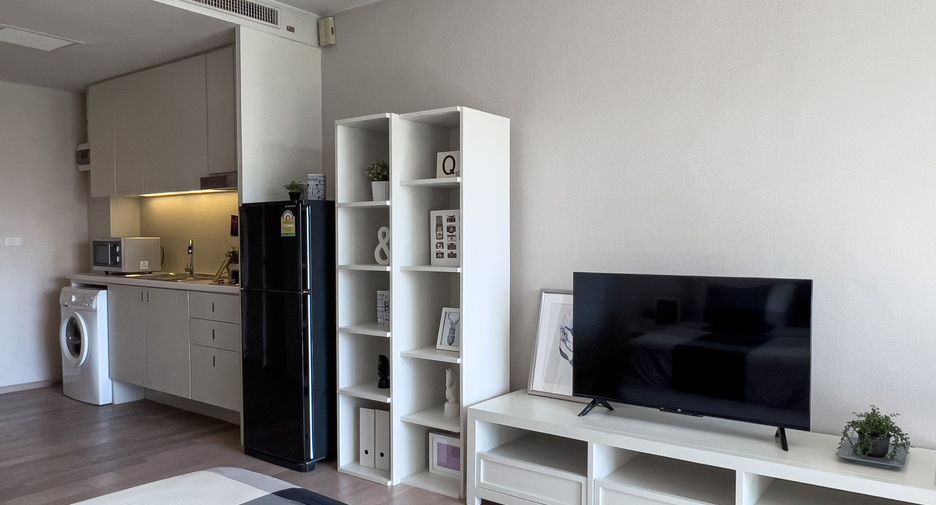 For rent studio condo in Watthana, Bangkok