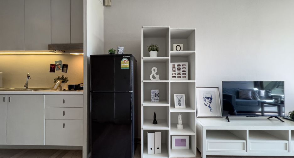 For rent studio condo in Watthana, Bangkok