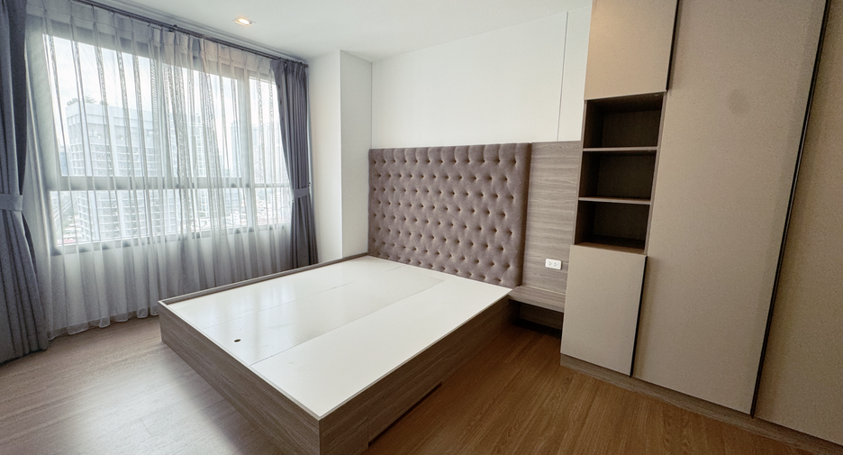 For sale 2 bedrooms condo in Phaya Thai, Bangkok