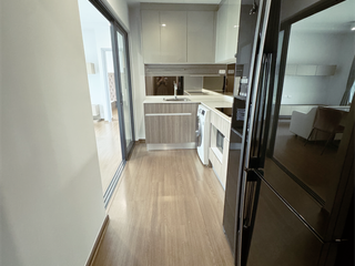 For sale 2 bedrooms condo in Phaya Thai, Bangkok