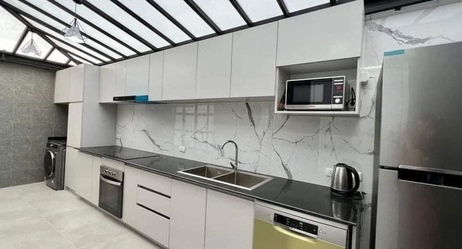 For rent 3 bedrooms house in Wang Thonglang, Bangkok