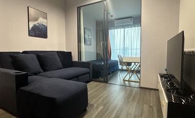 Condo en alquiler de 2 habitaciones en Bang Rak, Bangkok