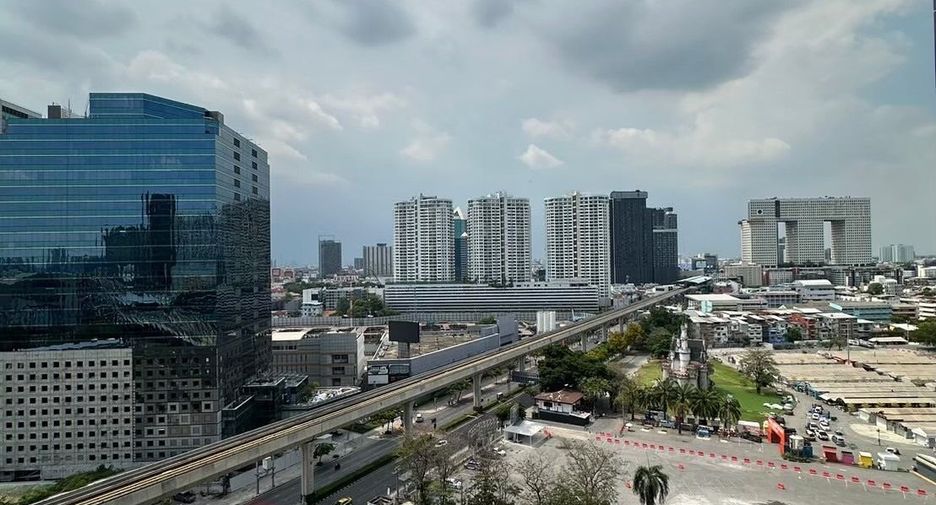 For sale 2 bedrooms condo in Chatuchak, Bangkok