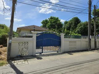 For rent 3 ベッドルーム house in Phasi Charoen, Bangkok