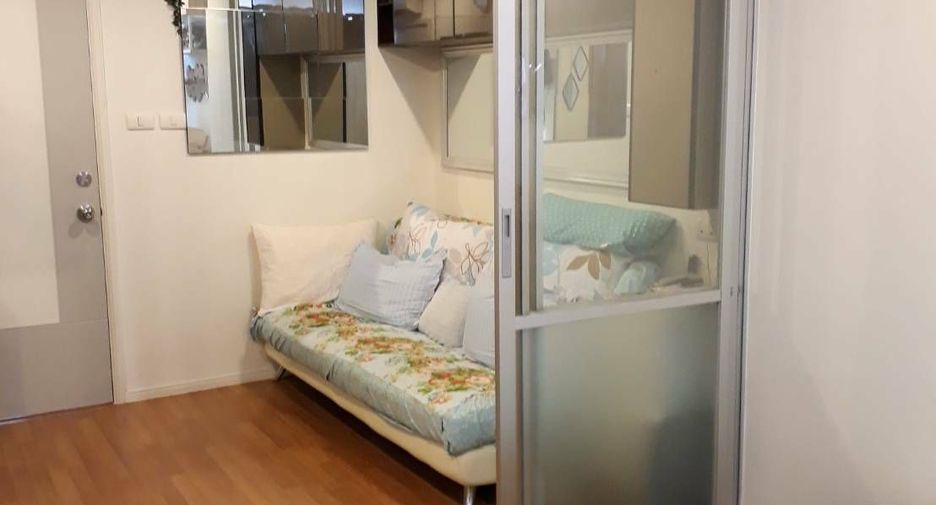 À louer 1 chambre condo à Huai Khwang, Bangkok