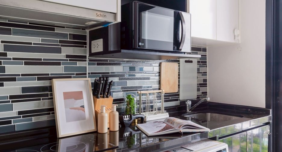 For sale 1 bed condo in Sathon, Bangkok