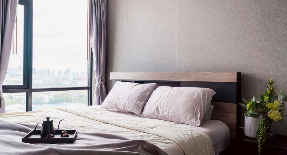 For sale 1 bed condo in Sathon, Bangkok