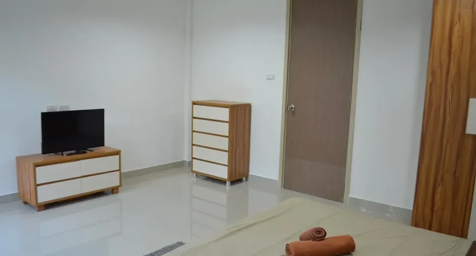 For rent 1 bed apartment in Phra Khanong, Bangkok