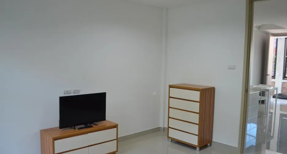 For rent 1 bed apartment in Phra Khanong, Bangkok