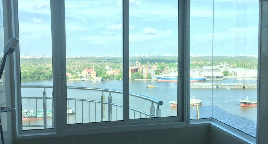 For sale 3 bedrooms condo in Yan Nawa, Bangkok