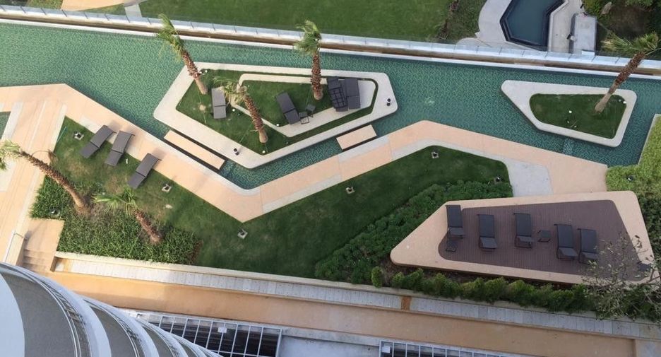 For sale 3 bedrooms condo in Yan Nawa, Bangkok