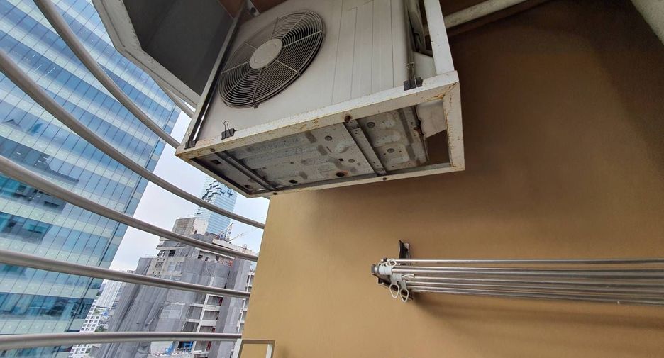 For sale and for rent 1 bed condo in Sathon, Bangkok
