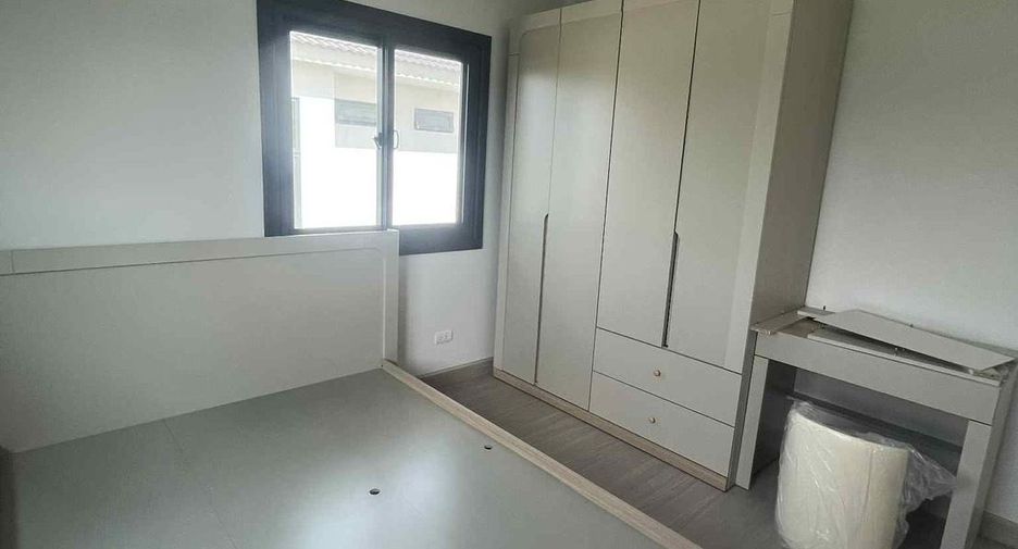 For rent 4 bedrooms house in Mueang Phuket, Phuket