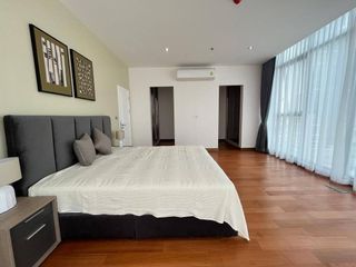 For rent 4 bedrooms condo in Bang Kho Laem, Bangkok