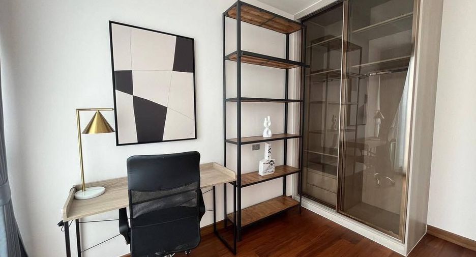 For rent 4 bedrooms condo in Bang Kho Laem, Bangkok
