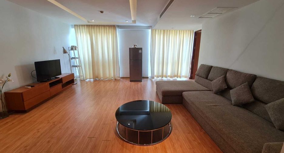 For rent 3 bedrooms condo in Kathu, Phuket