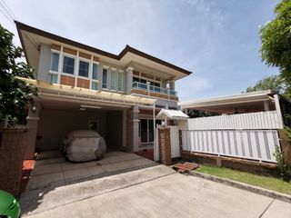 For sale 3 bedrooms house in Mueang Samut Prakan, Samut Prakan