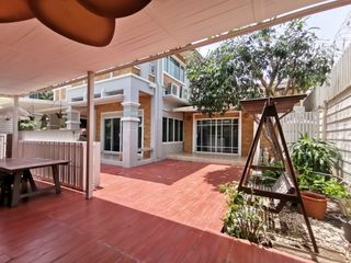 For sale 3 bedrooms house in Mueang Samut Prakan, Samut Prakan