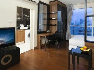 Apartamento en alquiler de 2 habitaciones en Watthana, Bangkok