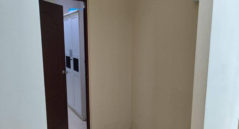 For rent 3 bedrooms townhouse in Thalang, Phuket
