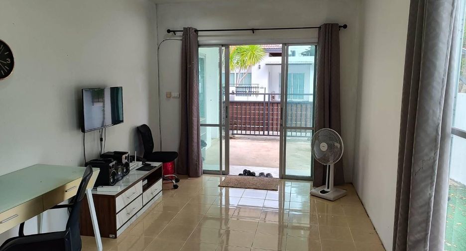 For rent 3 bedrooms townhouse in Thalang, Phuket